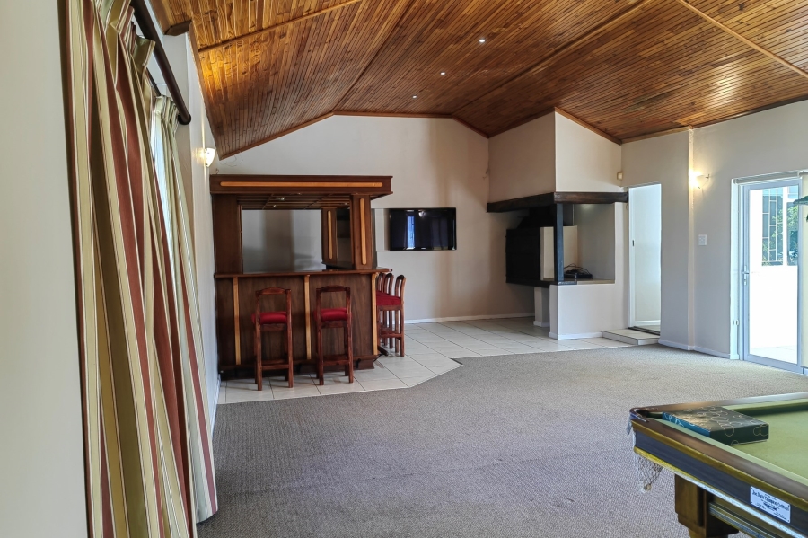 4 Bedroom Property for Sale in Bonnievale Western Cape